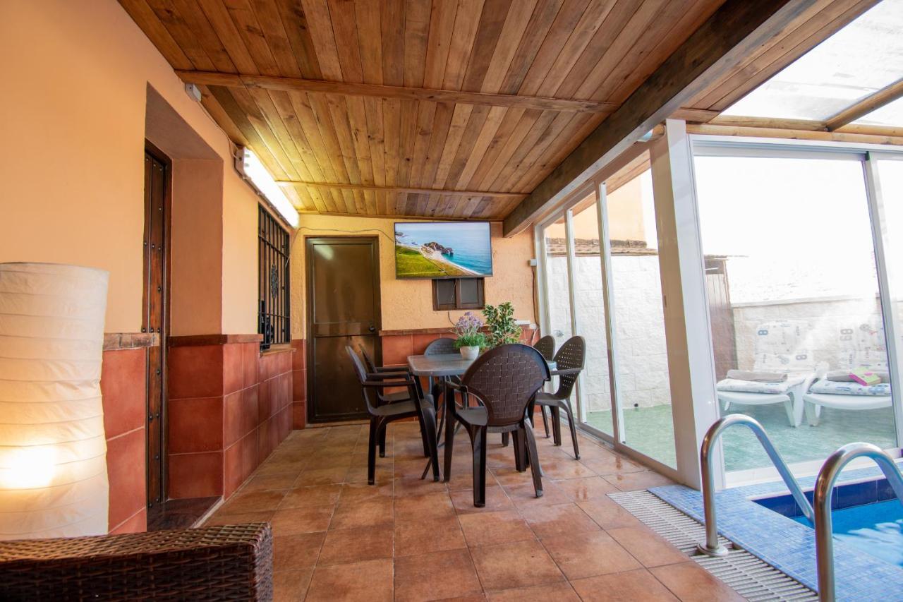 Villa Elisabeth Con Piscina Climatizada Chimenea Y Terraza Арріате Екстер'єр фото